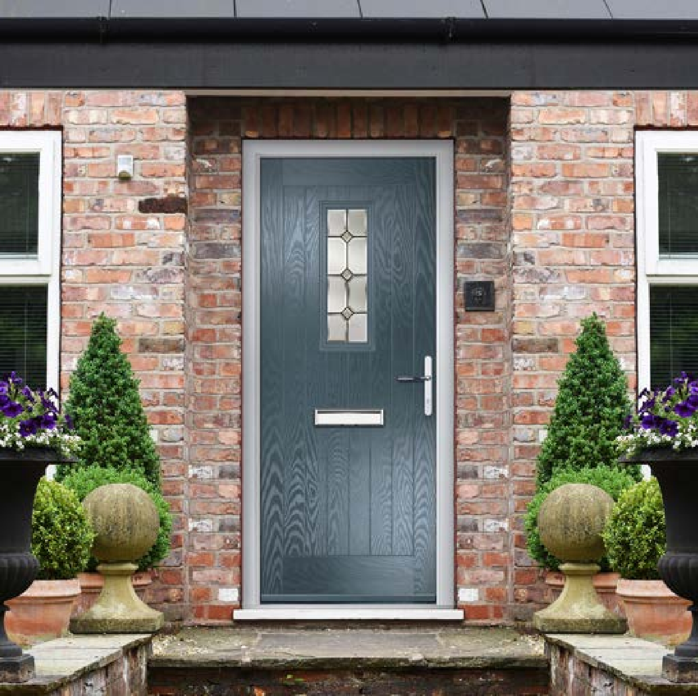 Anthracite Composite Brick Cottage